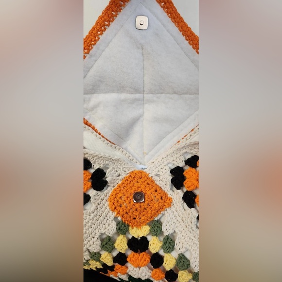 Large sized multicolor handmade bag - Picture 2 of 4